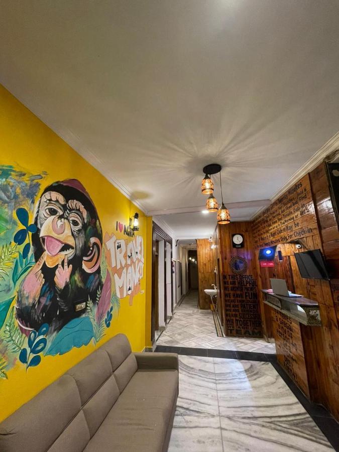Travel Monkey Hostel Агра Екстериор снимка